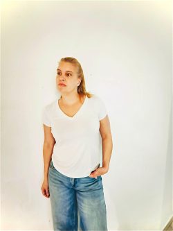 9032 דפנה לבן