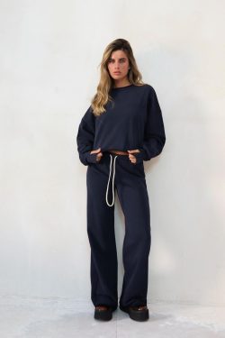 7983 כחול רחוק